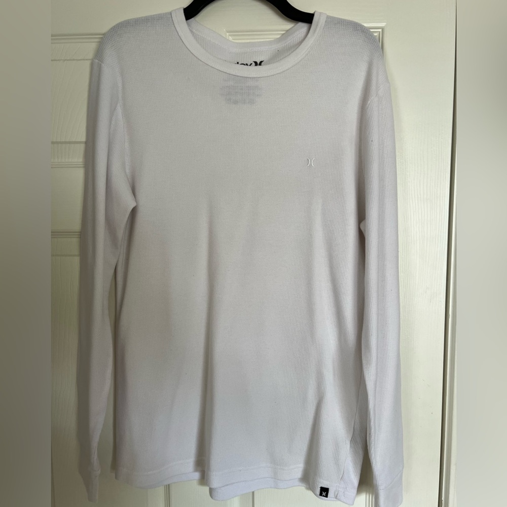 Men’s white Hurley sweater